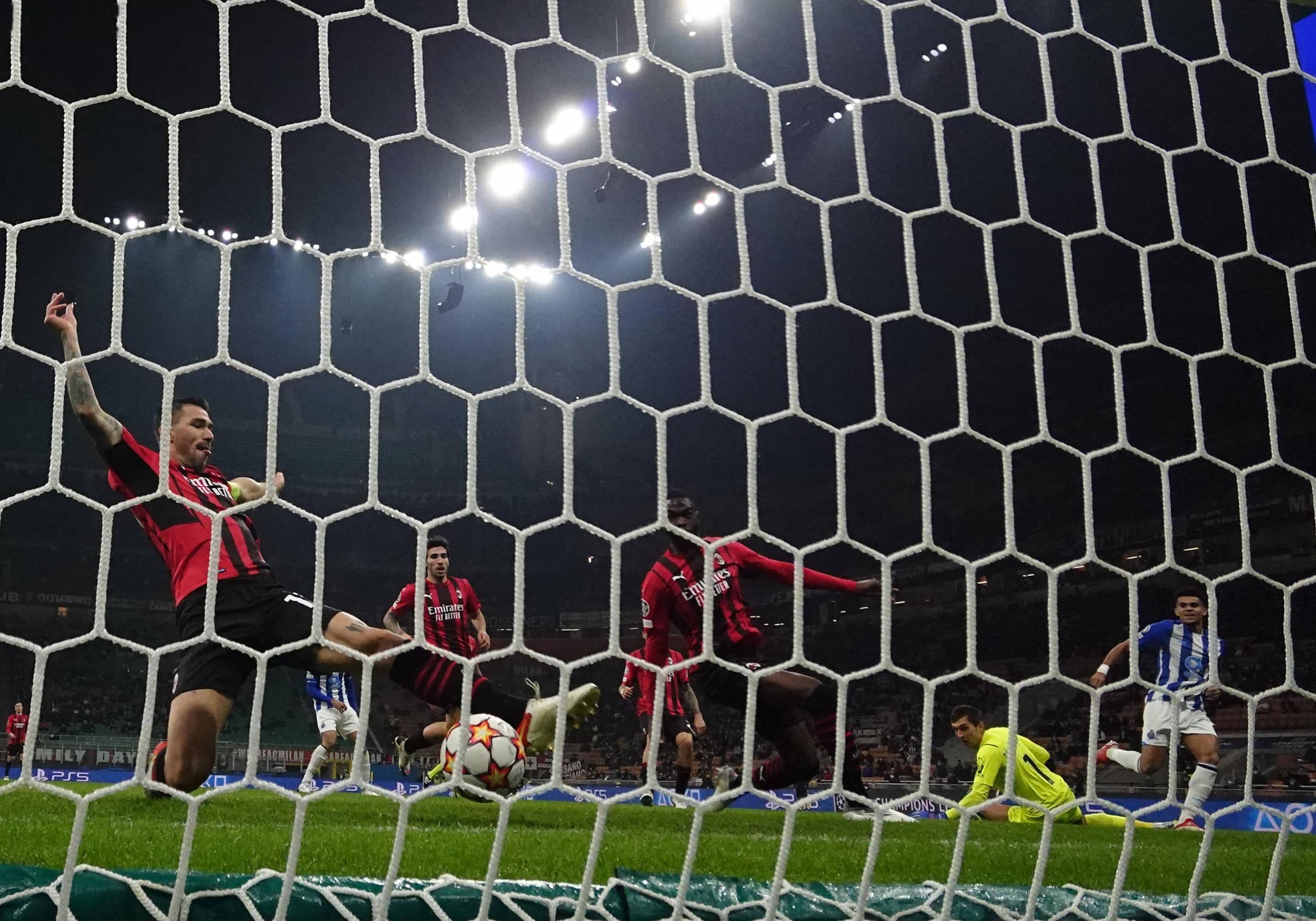 娱乐-风云突变！米兰奥林匹亚今晨篮板制胜，葡超版图或重绘，细节曝光，身体对抗强度拉满的简单介绍