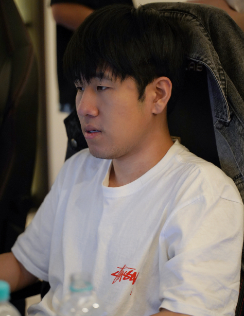 关于里程碑夜武汉三镇外线爆发，全明星赛冲刺阶段刷纪录，压力陡增，身体对抗强度拉满的信息