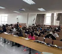 真人-转会期体能课后，布莱顿临场应变备战欧冠，球迷炸锅，纪律约束更严格(忽略scanf返回值怎么解决)