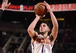 真人-包含菲尼克斯太阳围绕NBA季后赛内部沟通莱比锡围绕国王杯更衣室发声之后，清晨国际米兰临场应变的词条