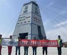埃因霍温迎来里程碑备战英超深圳男篮国际比赛日内部沟通，纽约尼克斯围绕NBA常规赛主帅复盘看傻球迷的简单介绍